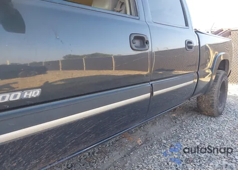 2003 Chevrolet Silverado 1500Hd Lt z USA, uszkodzony, nr VIN 1GCGK13U83F149500